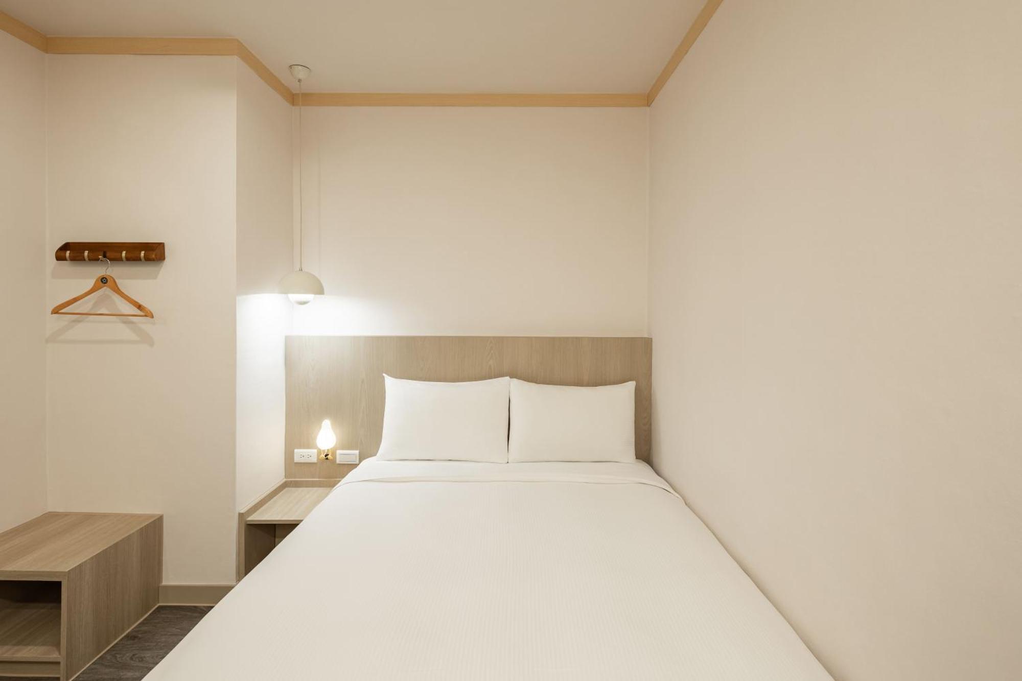 Kindness Hotel - Tainan Minsheng Номер фото
