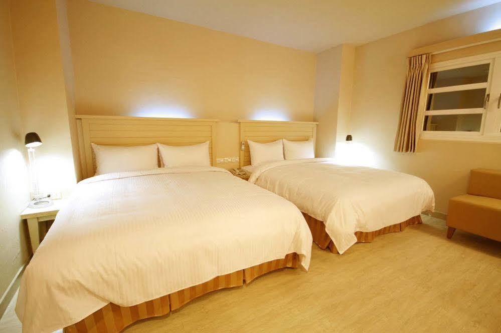 Kindness Hotel - Tainan Minsheng Экстерьер фото